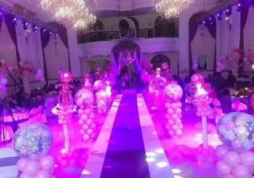 网红婚礼爱心气球,爱心气球打造梦幻气球海洋