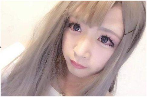 卸妆后的外国网红照片,美丽背后的故事